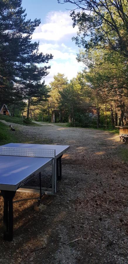 Camping La Chabannerie Otel Saint-Martin-de-Clelles Dış mekan fotoğraf