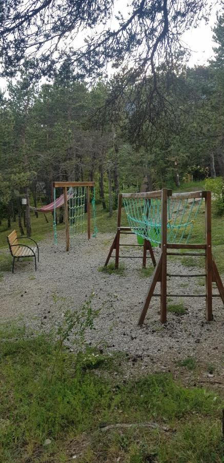 Camping La Chabannerie Otel Saint-Martin-de-Clelles Dış mekan fotoğraf